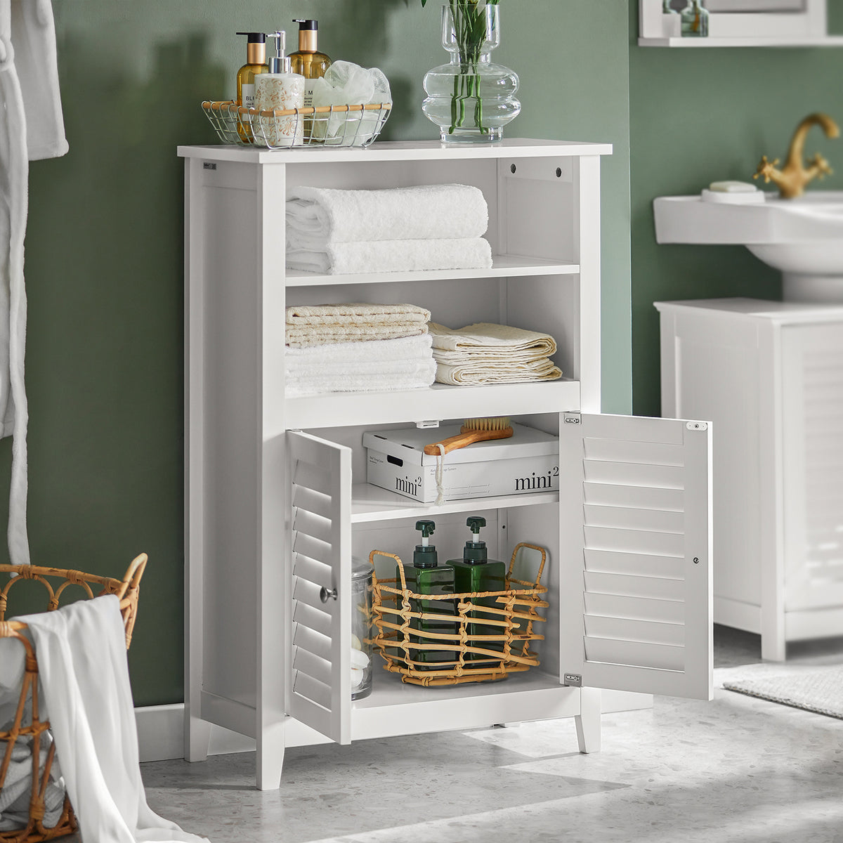 SoBuy BZR13-W Armoire de Salle de Bain – 26 cm de Profondeur, Étagères Ouvertes et Compartiment Fermé, Blanc