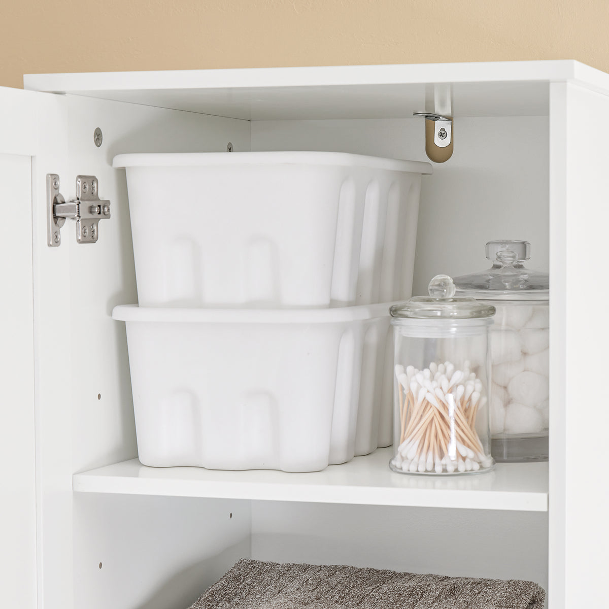 SoBuy BZR216-W Coloană de baie 4 în 1 albă cu coș de rufe de 45L, sertar, raft reglabil și ușă reversibilă, 34 kg – 40x38x180 cm
