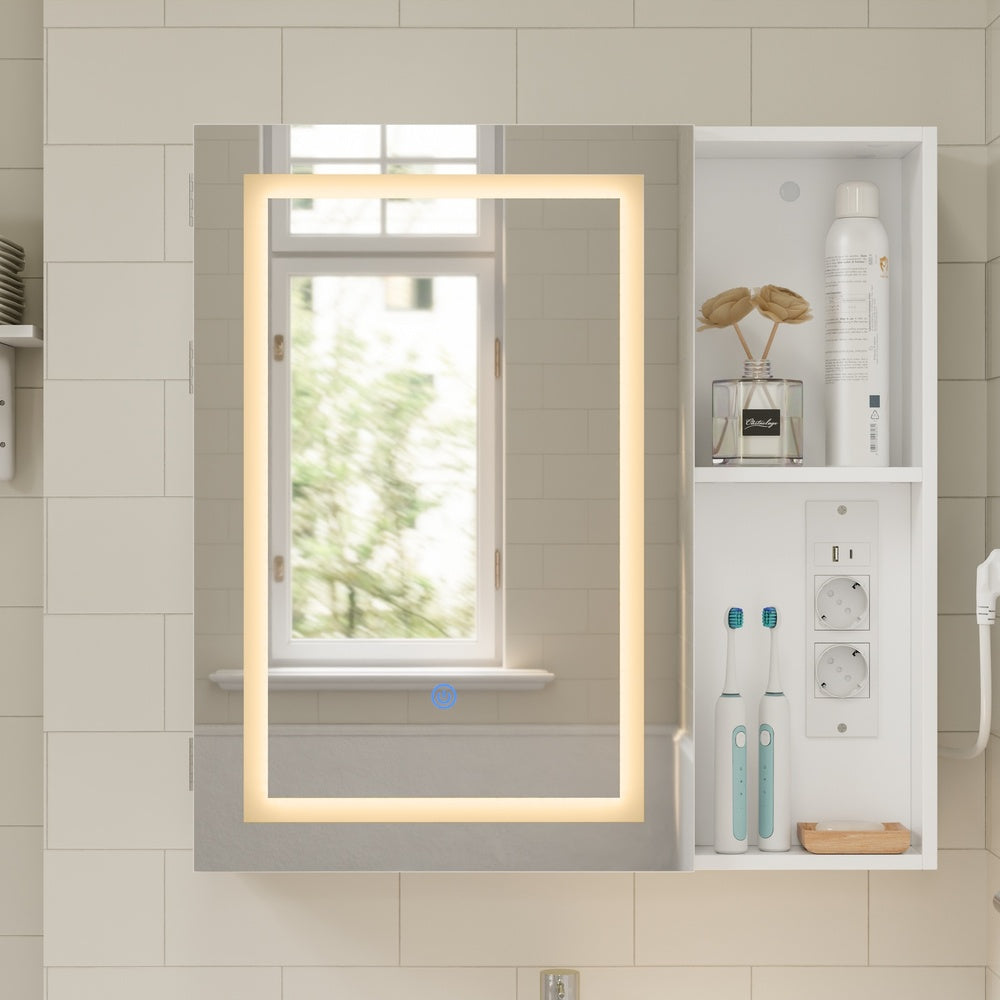 SoBuy BZR239-E-W Armoire Miroir de Salle de Bain avec LED et Prises – Meuble Mural, Étagères – 60×15,5×60 cm, Blanc
