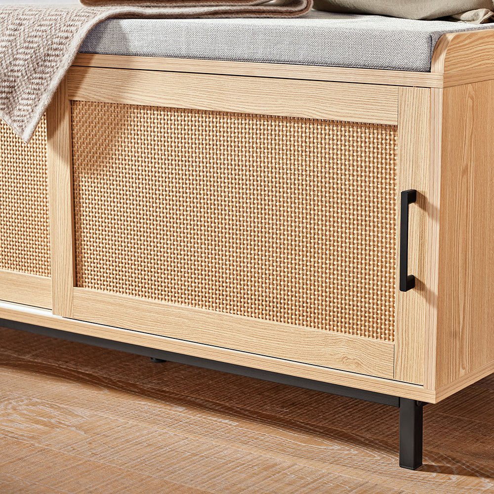 SoBuy FSR154-N Banc à Chaussures avec Coussin Rembourré, 2 Portes Coulissantes Façade Rotin Tissé pour Entrée – 110x40x49 cm, Naturel