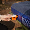 SoBuy OGS32-L-GR Cort de camping 4 în 1 pliabil cu pat supraînălțat, acoperiș, sac de dormit, saltea gonflabilă - 2 persoane - Ideal pentru drumeții, festivaluri și aer liber