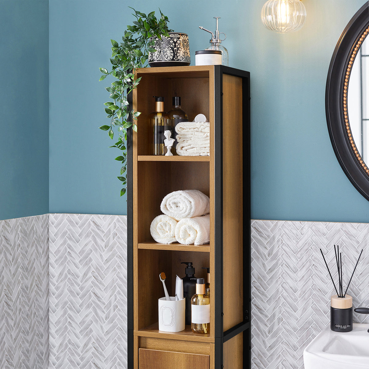 SoBuy BZR62-PF Colonne Salle de Bain avec 3 Compartiments Ouverts et 1 Porte, Gain de Place, Style Industriel, pour Salle de Bain et WC – L30×P28×H168 cm