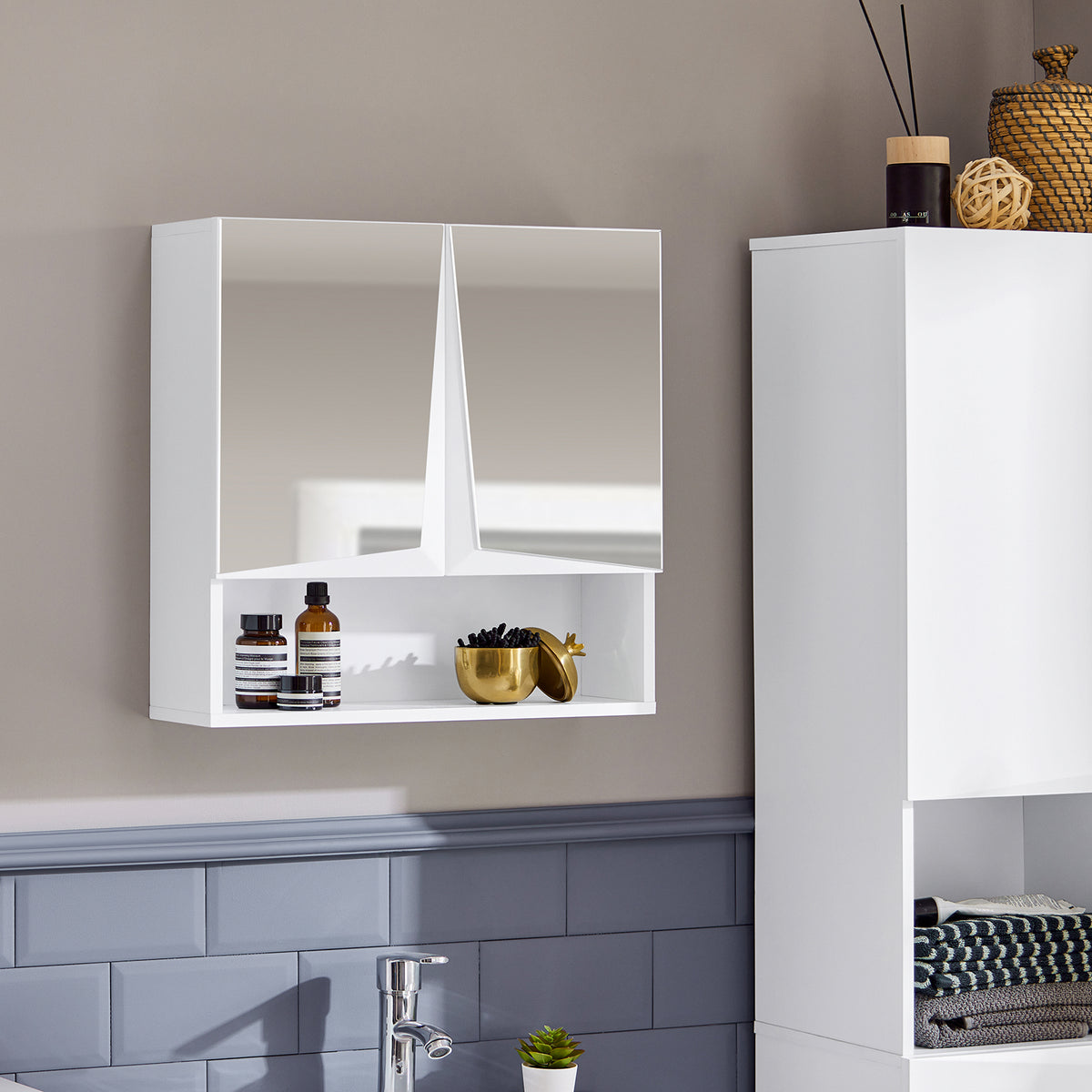 SoBuy BZR94-W Meuble Haut de Salle de Bain Meuble Mural Armoire Suspendue Placard de Rangement Toilettesl