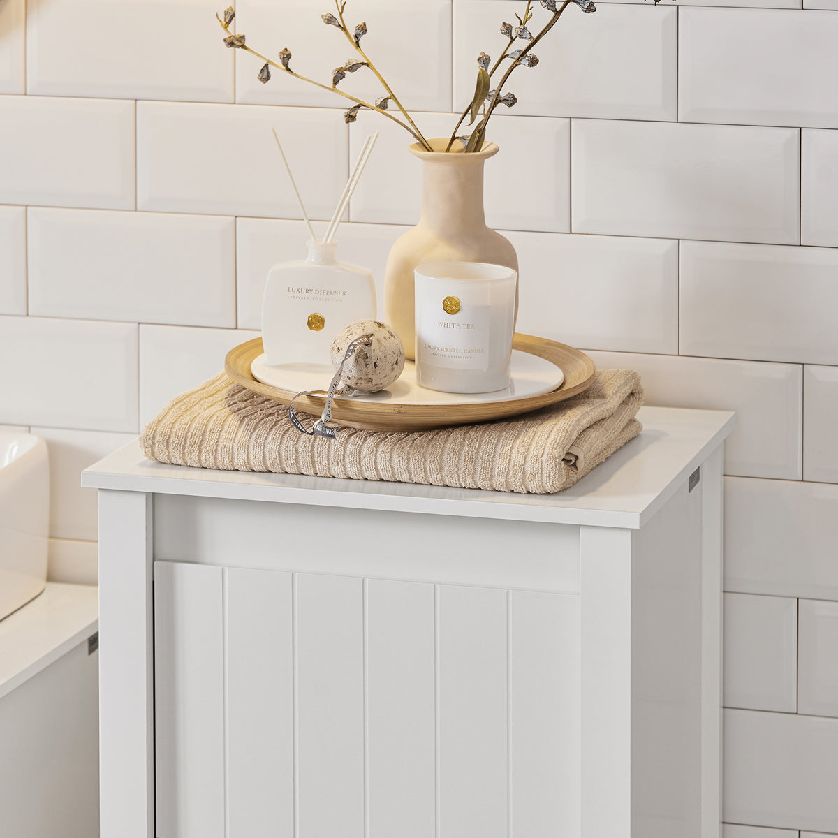 SoBuy BZR100-W Armoire à Linge avec Panier Rabattable et Sac Amovible à Poignées – L45×P35×H85,5 cm, Charge 15 kg, MDF E1, Blanc