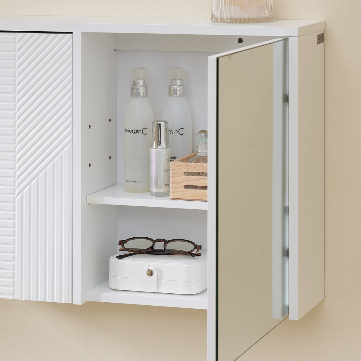 SoBuy BZR153-W Armoire Murale avec Miroir, Placard de Rangement , Meuble Haut avec 2 Portes, Étagères Réglables, 60x15x46 cm
