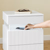 SoBuy FBT167-E-W Noptieră cu 3 sertare, 2 panouri laterale acrilice și iluminare LED, 3 culori reglabile, Noptieră Modernă pentru Dormitor și Sufragerie, L41 × l40 × H52 cm, Alb