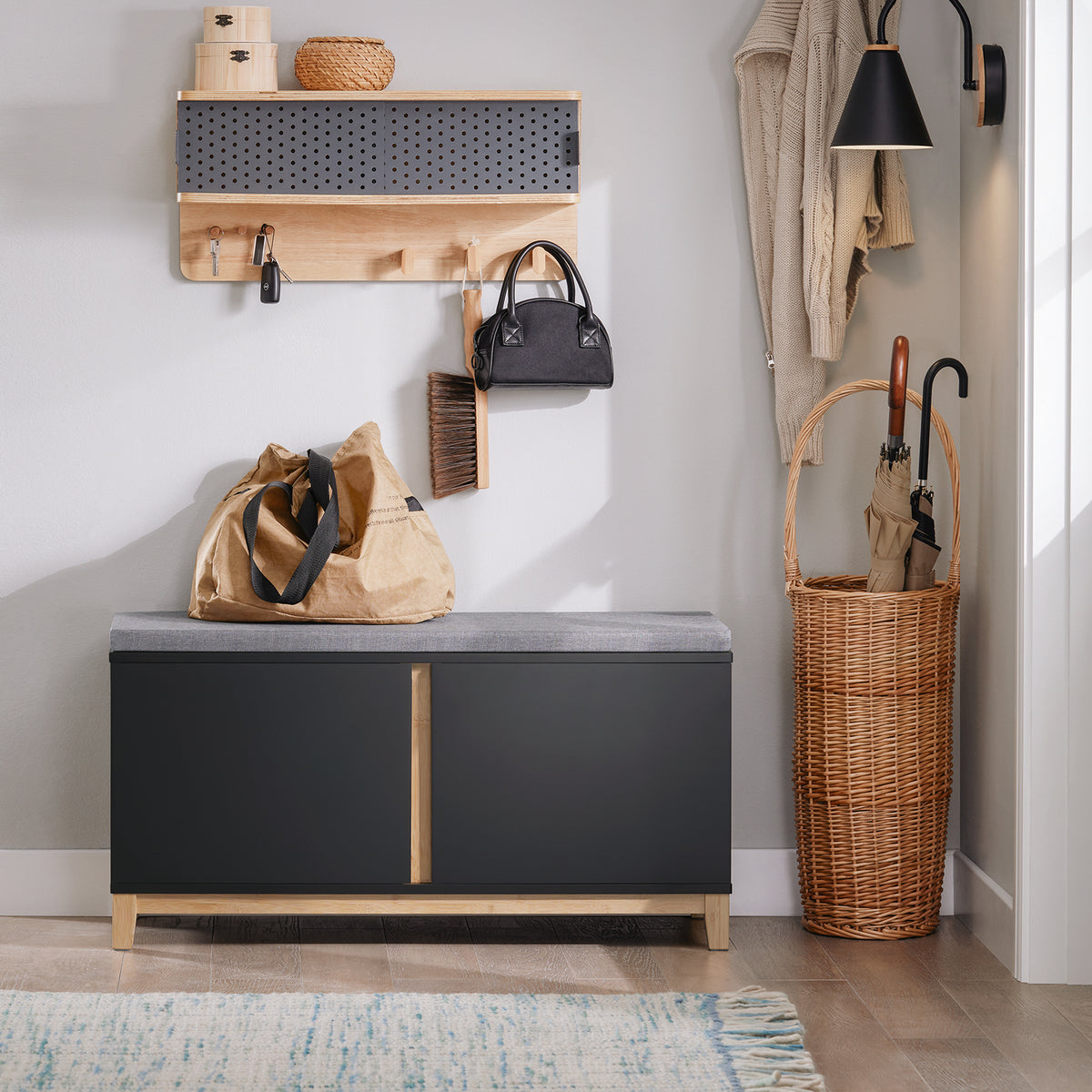 SoBuy FSR117-SCH Banc pentru pantofi cu pernă căptușită și 2 uși, Mobilier de intrare – 90x34x46 cm, Negru