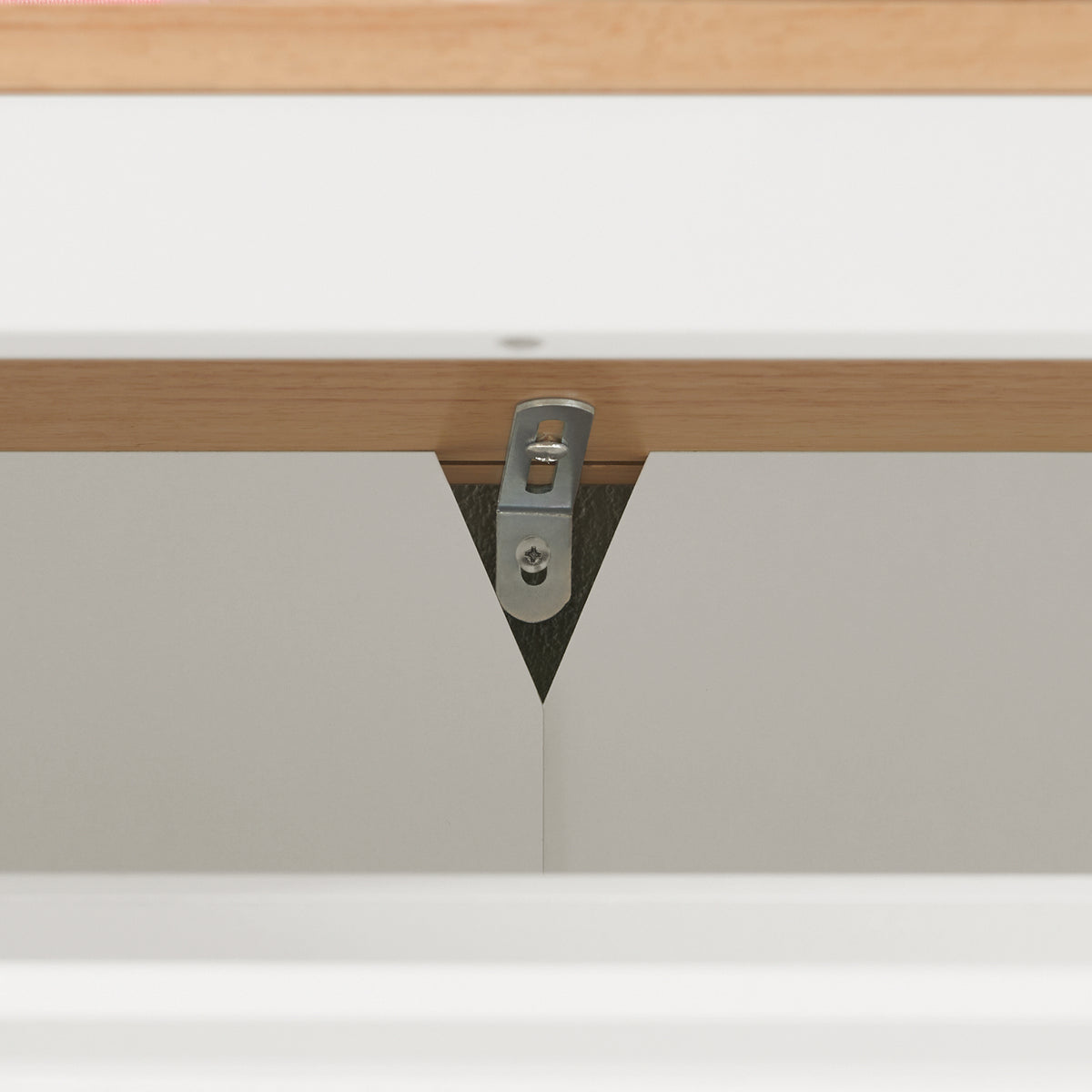 SoBuy FSR144-WN Armoire à Chaussures avec 3 Abattants et 2 Crochets – L59×P26×H116 cm, Charge 30 kg, Blanc et Naturel