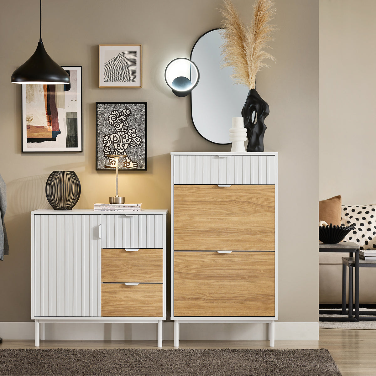 SoBuy FSR174-WN Dulap de pantofi cu 2 compartimente rabatabile și 1 sertar, Organizator pentru holul de la intrare – 60x35x110 cm, Alb și Natural
