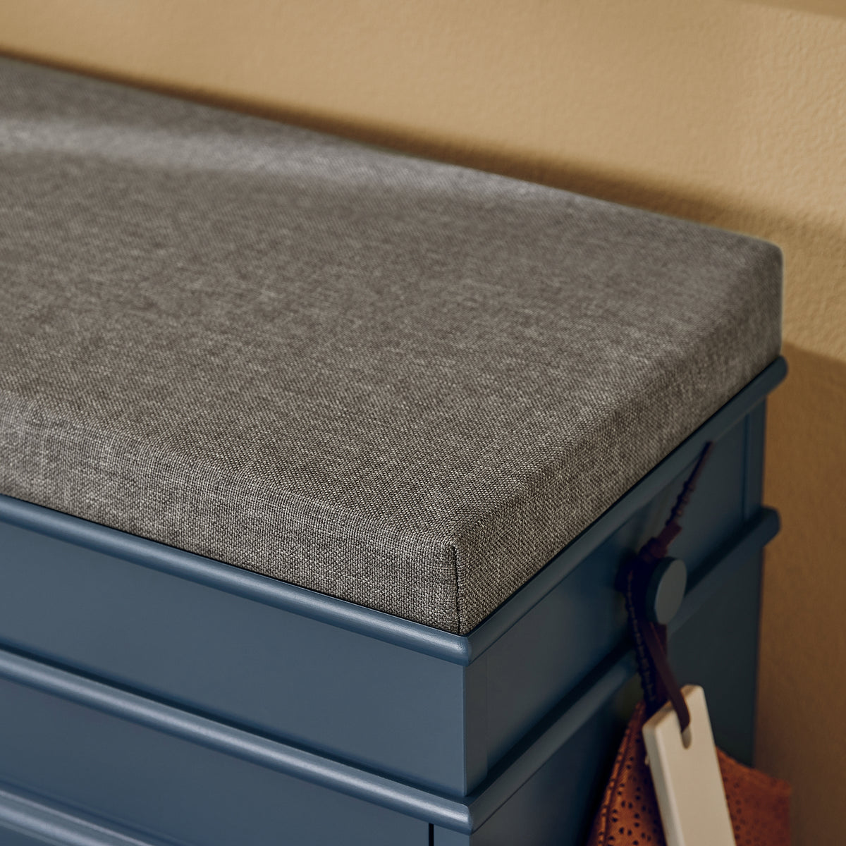 SoBuy FSR82-L-B Banc pentru încălțăminte 75cm – Pernă, 1 Rabatabil, Sertar, Cârlig, 150kg, FSC®, Subțire 24cm – Albastru