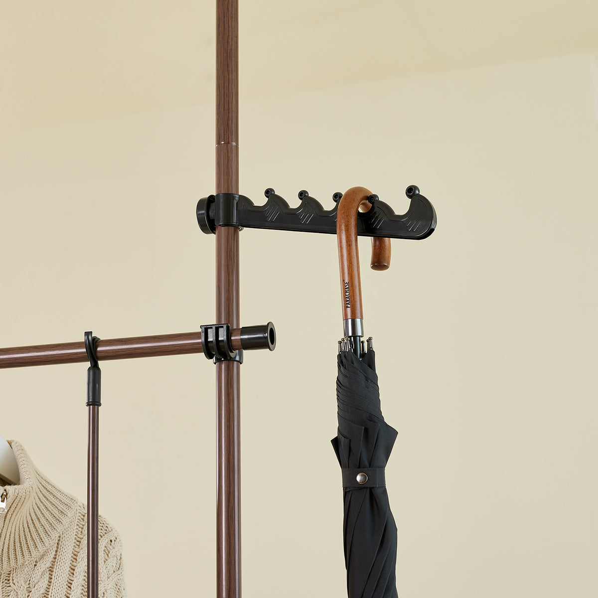 SoBuy KLS04-II-BR Suport telescopic pentru haine, robust - Dulap deschis reglabil cu bare și rafturi, Cuier pentru dormitor/dressing, Maro