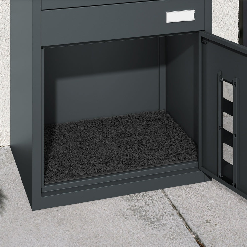 SoBuy OGS68-DG Boîte aux Lettres Colis Sécurisée XXL – Boîte à Colis Extérieure sur Pied avec Serrure à Code, Acier Gris Foncé Anthracite – 55×41,3×120 cm, Charge 40 kg