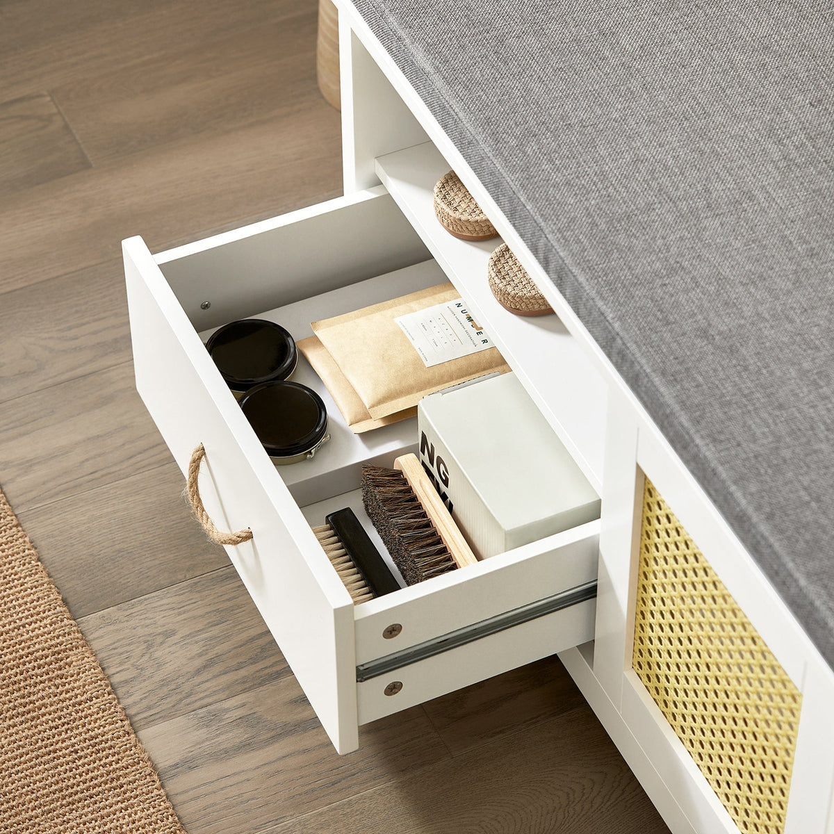 SoBuy FSR126-W Banc pentru Pantofi cu Pernă Căptușită și Spațiu de Depozitare pentru Hol Intrare – 81x36x46 cm, Alb