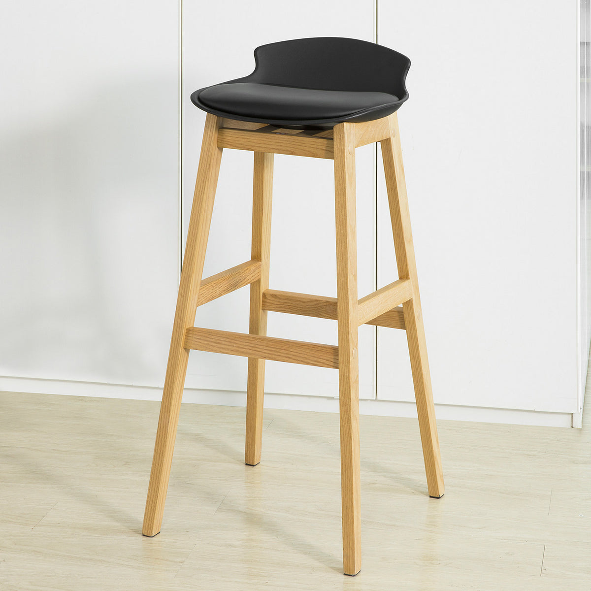 SoBuy FST79-SCH Scaun de bar de design, scaun înalt de bar pentru bucătărie cu suport pentru picioare și bază din lemn de stejar de înaltă calitate