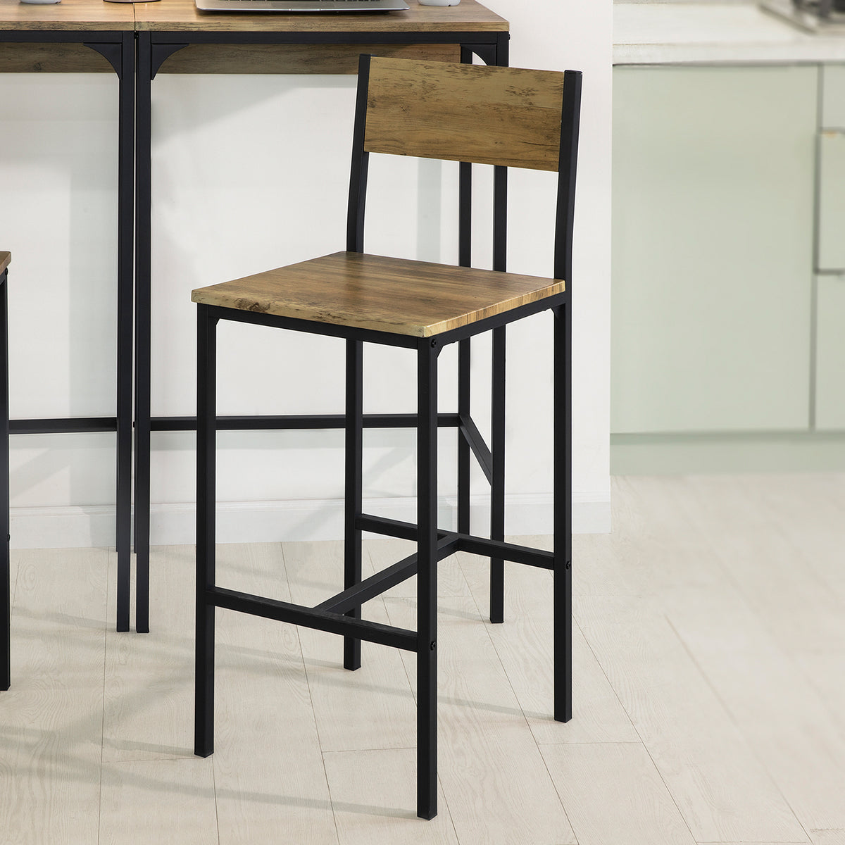 SoBuy OGT42-F Set 2 Mese Înalte și 2 Scaune de Bar 4 piese în total